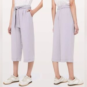 Lululemon Noir Crop Pant Womens Silverscreen Gray Active Comfort Sz 12 W6AYAS
